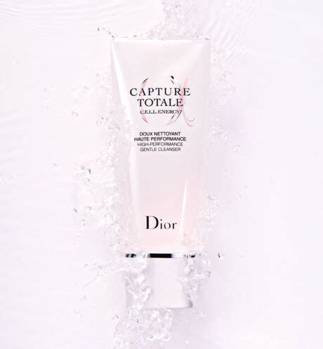 dior capture totale gentle cleanser|Face cleanser: cleanses the skin and preserves its natural  .